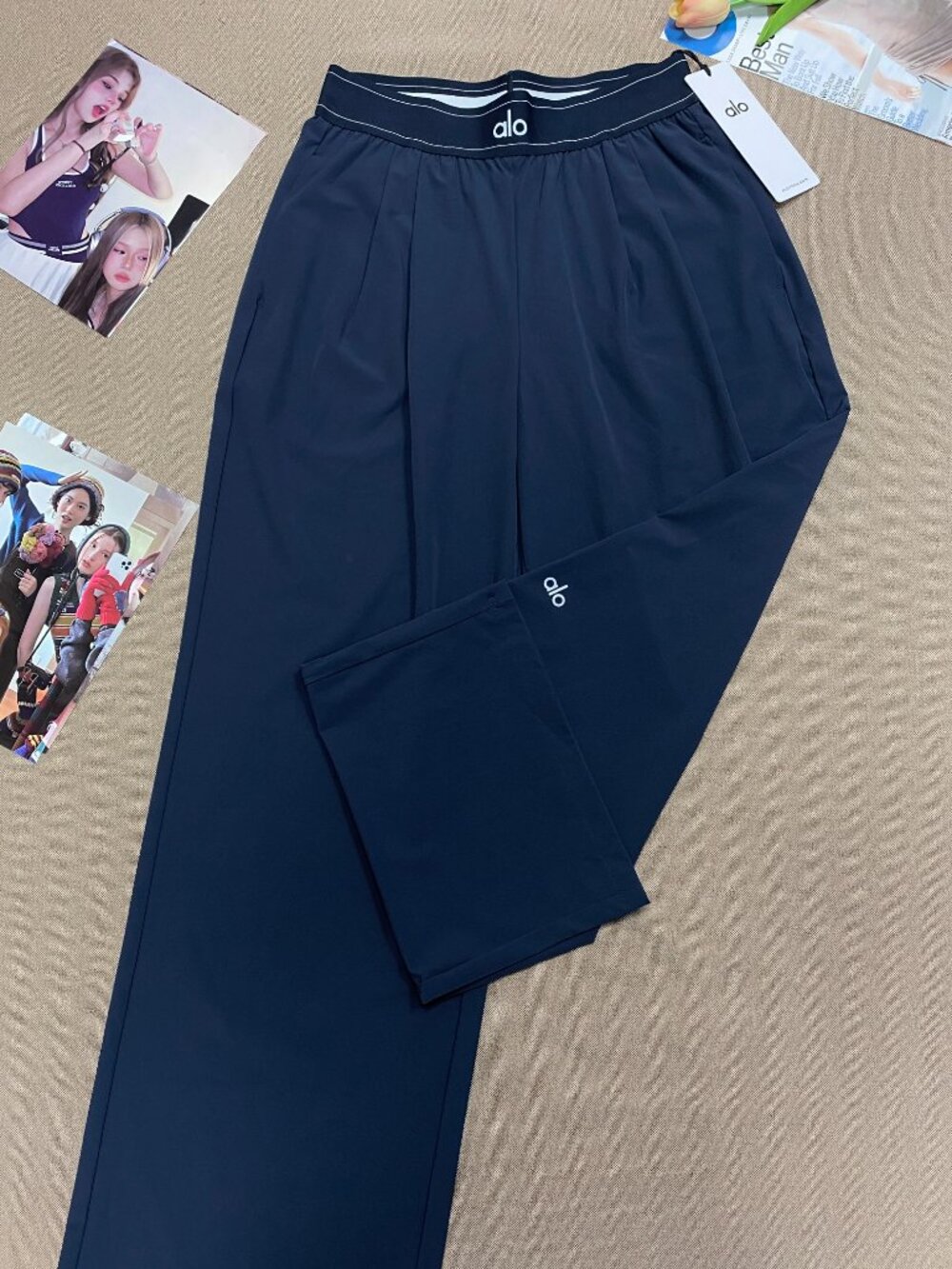 NWT🌈Navy Blue Alo Yoga Suit Up Wide-Leg Trouser 30” Inseam🧚♀️Must-Have - Picture 3 of 9